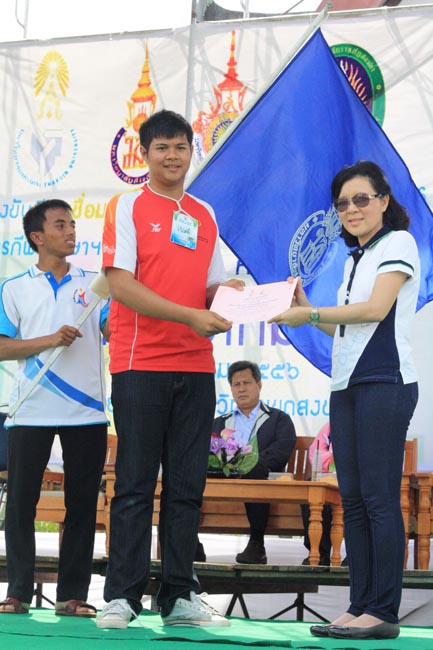 การแข่งขันกีฬาเชื่อมความสัมพันธ์ นิสิต นักศึกษาวิชาชีพครู โครงการกีฬา ศึกษาฯ - ครุศาสตร์ ' กล้วยไม้เกมส์ ' ครั้งที่ 2 วันที่ 18 - 20 มกราคม 2556 ณ มหาวิทยาลัยทักษิณ วิทยาเขตสงขลา ภาพที่ 1079