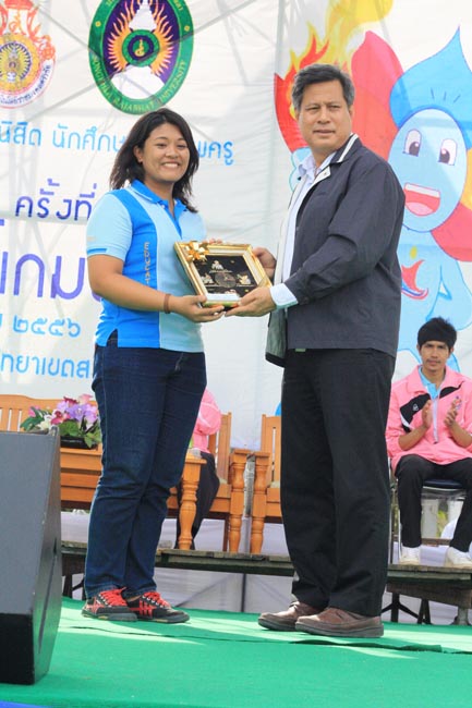 การแข่งขันกีฬาเชื่อมความสัมพันธ์ นิสิต นักศึกษาวิชาชีพครู โครงการกีฬา ศึกษาฯ - ครุศาสตร์ ' กล้วยไม้เกมส์ ' ครั้งที่ 2 วันที่ 18 - 20 มกราคม 2556 ณ มหาวิทยาลัยทักษิณ วิทยาเขตสงขลา ภาพที่ 1116
