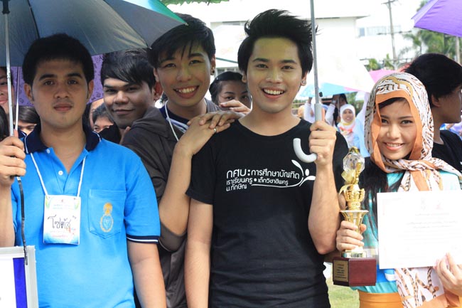 การแข่งขันกีฬาเชื่อมความสัมพันธ์ นิสิต นักศึกษาวิชาชีพครู โครงการกีฬา ศึกษาฯ - ครุศาสตร์ ' กล้วยไม้เกมส์ ' ครั้งที่ 2 วันที่ 18 - 20 มกราคม 2556 ณ มหาวิทยาลัยทักษิณ วิทยาเขตสงขลา ภาพที่ 1152