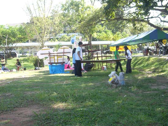 กิจกรรมเตรียมซุ้มแสดงความยินดีกับบัณฑิต คณะศึกษาศาสตร์ ภาพที่ 72