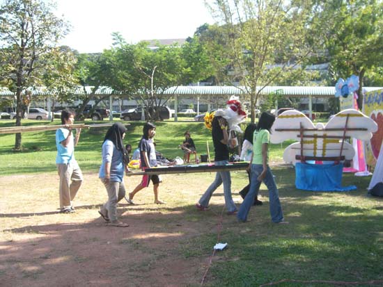กิจกรรมเตรียมซุ้มแสดงความยินดีกับบัณฑิต คณะศึกษาศาสตร์ ภาพที่ 73