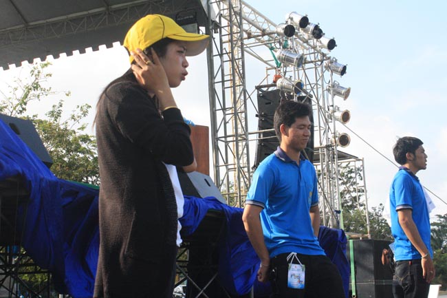 การแข่งขันกีฬาเชื่อมความสัมพันธ์ นิสิต นักศึกษาวิชาชีพครู โครงการกีฬา ศึกษาฯ - ครุศาสตร์ ' กล้วยไม้เกมส์ ' ครั้งที่ 2 วันที่ 18 - 20 มกราคม 2556 ณ มหาวิทยาลัยทักษิณ วิทยาเขตสงขลา ภาพที่ 1317