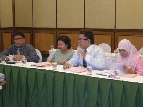 ประชุมคณะ และ งานเลี้ยงอาจารย์ใหม่55 ภาพที่ 6