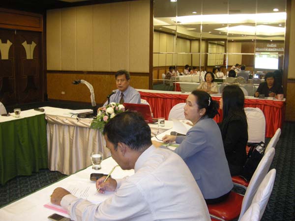 ประชุมคณะ และ งานเลี้ยงอาจารย์ใหม่55 ภาพที่ 7