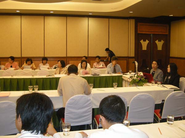 ประชุมคณะ และ งานเลี้ยงอาจารย์ใหม่55 ภาพที่ 42