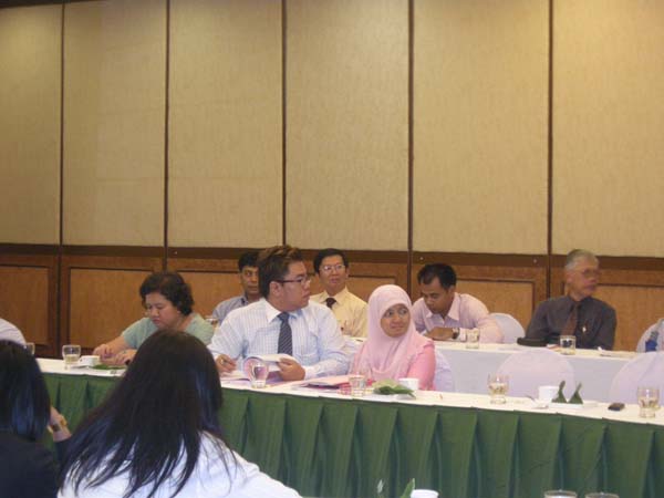 ประชุมคณะ และ งานเลี้ยงอาจารย์ใหม่55 ภาพที่ 56