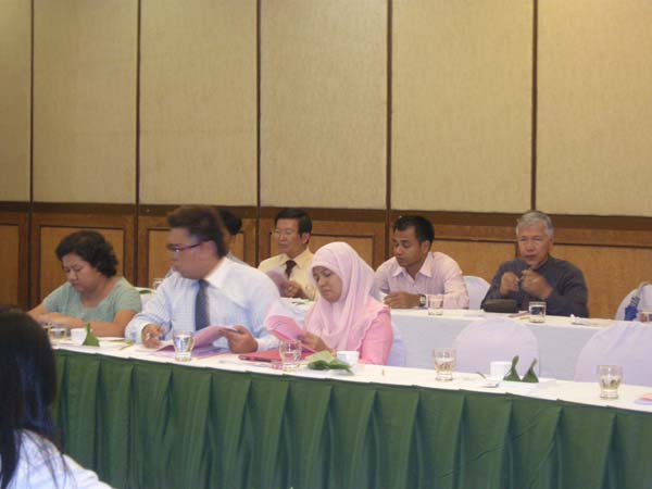 ประชุมคณะ และ งานเลี้ยงอาจารย์ใหม่55 ภาพที่ 57