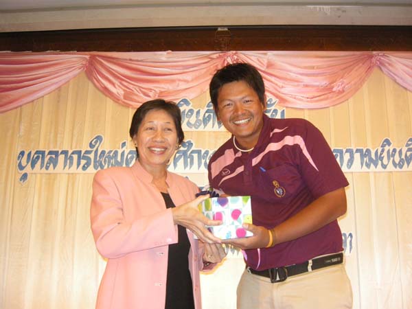 ประชุมคณะ และ งานเลี้ยงอาจารย์ใหม่55 ภาพที่ 101