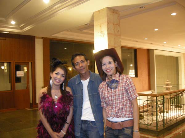 งานปีใหม่สำนักงานคณะศึกษาศาสตร์ ประจำปี พ.ศ.2555 ภาพที่ 37
