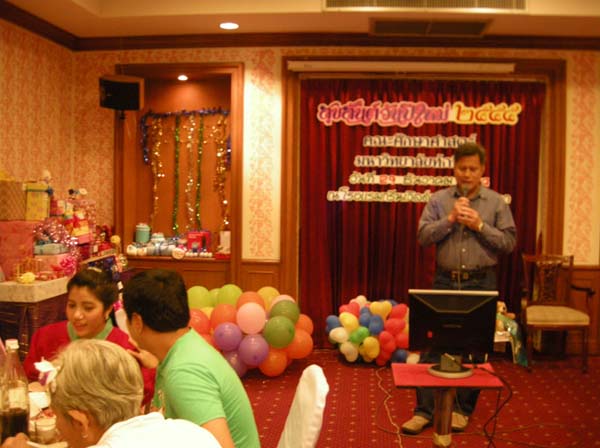 งานปีใหม่สำนักงานคณะศึกษาศาสตร์ ประจำปี พ.ศ.2555 ภาพที่ 49