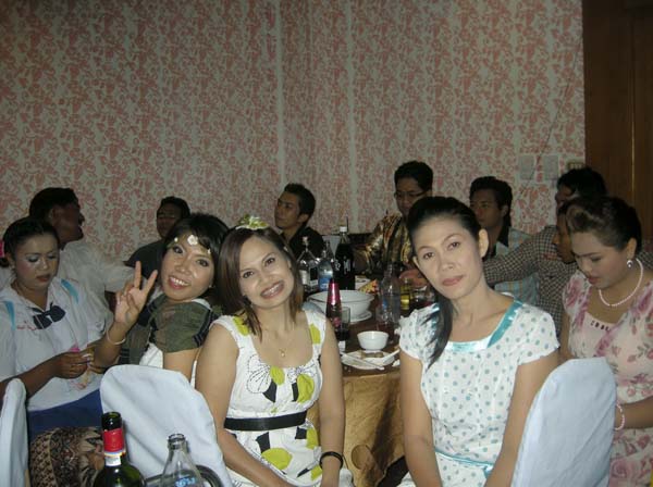 งานปีใหม่สำนักงานคณะศึกษาศาสตร์ ประจำปี พ.ศ.2555 ภาพที่ 90