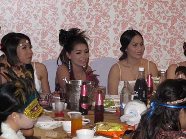 งานปีใหม่สำนักงานคณะศึกษาศาสตร์ ประจำปี พ.ศ.2555 ภาพที่ 180