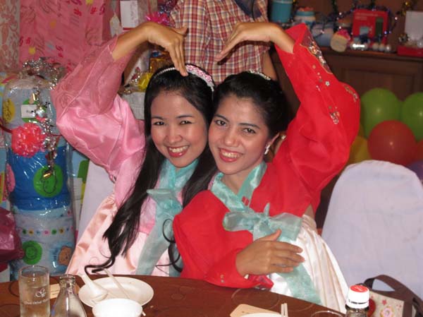 งานปีใหม่สำนักงานคณะศึกษาศาสตร์ ประจำปี พ.ศ.2555 ภาพที่ 188