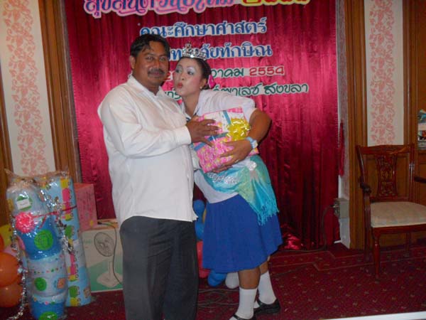 งานปีใหม่สำนักงานคณะศึกษาศาสตร์ ประจำปี พ.ศ.2555 ภาพที่ 276