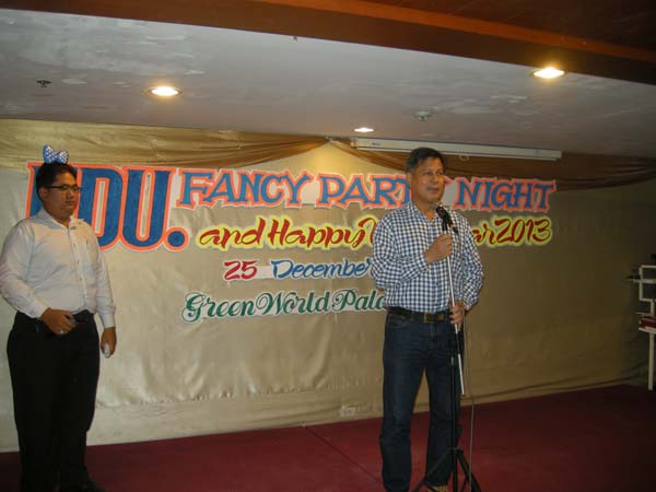 EDU. fancy party night งานเลี้ยงฉลองปีใหม่ พ.ศ.2556 สำนักงานคณะศึกษาศาสตร์ ภาพที่ 4