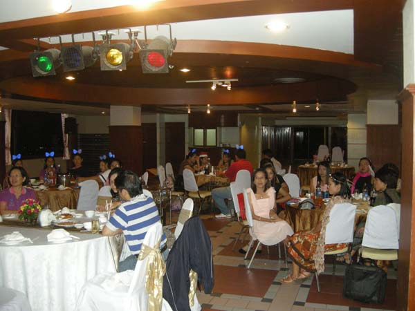 EDU. fancy party night งานเลี้ยงฉลองปีใหม่ พ.ศ.2556 สำนักงานคณะศึกษาศาสตร์ ภาพที่ 6