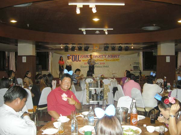 EDU. fancy party night งานเลี้ยงฉลองปีใหม่ พ.ศ.2556 สำนักงานคณะศึกษาศาสตร์ ภาพที่ 8