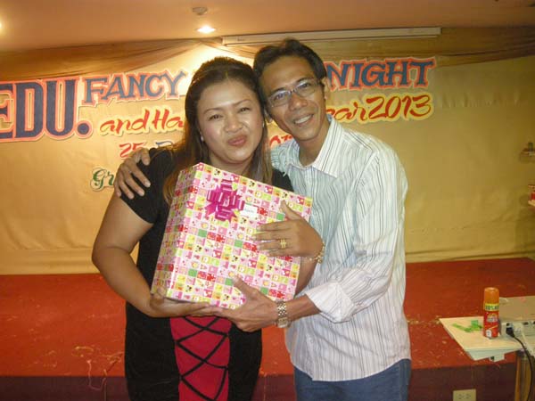 EDU. fancy party night งานเลี้ยงฉลองปีใหม่ พ.ศ.2556 สำนักงานคณะศึกษาศาสตร์ ภาพที่ 13