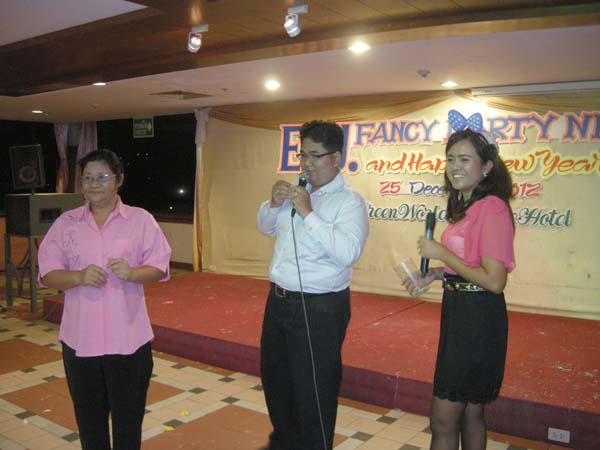 EDU. fancy party night งานเลี้ยงฉลองปีใหม่ พ.ศ.2556 สำนักงานคณะศึกษาศาสตร์ ภาพที่ 35