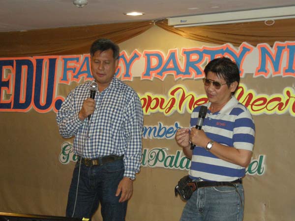 EDU. fancy party night งานเลี้ยงฉลองปีใหม่ พ.ศ.2556 สำนักงานคณะศึกษาศาสตร์ ภาพที่ 72