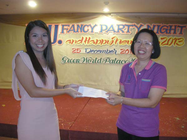 EDU. fancy party night งานเลี้ยงฉลองปีใหม่ พ.ศ.2556 สำนักงานคณะศึกษาศาสตร์ ภาพที่ 90