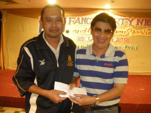 EDU. fancy party night งานเลี้ยงฉลองปีใหม่ พ.ศ.2556 สำนักงานคณะศึกษาศาสตร์ ภาพที่ 95