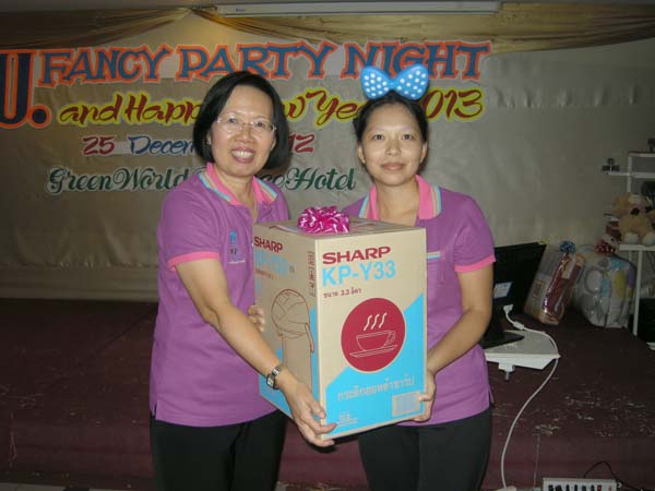 EDU. fancy party night งานเลี้ยงฉลองปีใหม่ พ.ศ.2556 สำนักงานคณะศึกษาศาสตร์ ภาพที่ 102