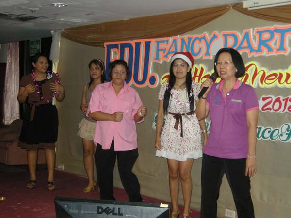 EDU. fancy party night งานเลี้ยงฉลองปีใหม่ พ.ศ.2556 สำนักงานคณะศึกษาศาสตร์ ภาพที่ 119