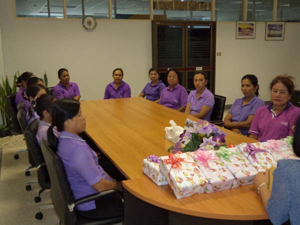 กิจกรรมมอบของขวัญปีใหม่แก่บุคลากรฝ่ายอาคารสถานที่ ปี 2556 ภาพที่ 7