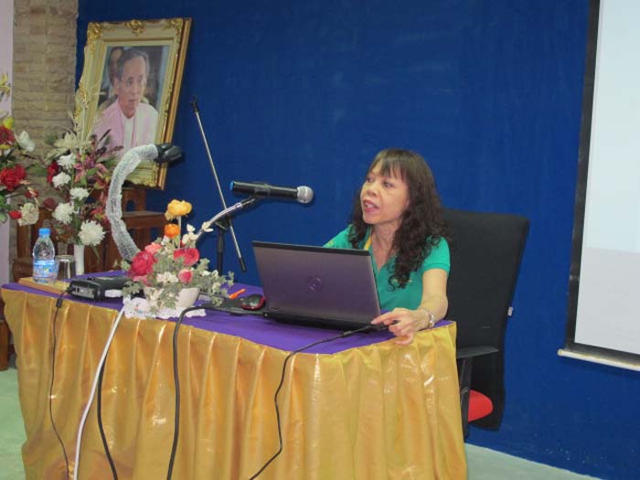 สัมมนาบุคลากรสำนักงานเลขานุการคณะศึกษาศาสตร์ ปี 2555 ภาพที่ 10