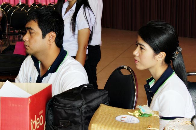 โครงการพัฒนาบุคลิกภาพของการเป็นครูวันเสาร์ที่ 26 มกราคม 2556 ณ หอประชุมปาริชาต มหาวิทยาลัยทักษิณ โดย รศ.มัณฑรา ธรรมบุศย์ : วิทยากร ภาพที่ 57