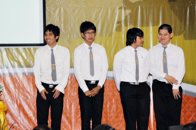 โครงการพัฒนาบุคลิกภาพของการเป็นครูวันเสาร์ที่ 26 มกราคม 2556 ณ หอประชุมปาริชาต มหาวิทยาลัยทักษิณ โดย รศ.มัณฑรา ธรรมบุศย์ : วิทยากร ภาพที่ 79