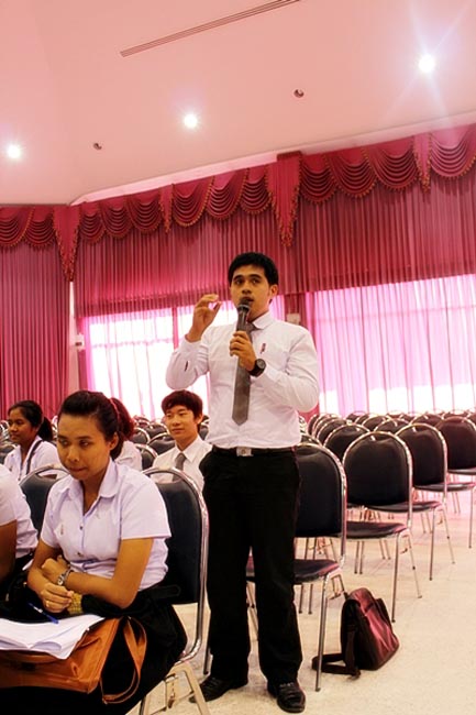 โครงการพัฒนาบุคลิกภาพของการเป็นครูวันเสาร์ที่ 26 มกราคม 2556 ณ หอประชุมปาริชาต มหาวิทยาลัยทักษิณ โดย รศ.มัณฑรา ธรรมบุศย์ : วิทยากร ภาพที่ 122