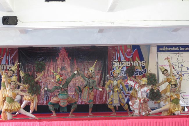 คณะศึกษาศาสตร์ ร่วมจัดนิทรรศการวิชาการณ โรงเรียนประภัสสรรังสิต อ.เมือง จ.พัทลุง วันศุกร์ที่ 15 กุมภาพันธ์ 2556 ภาพที่ 5