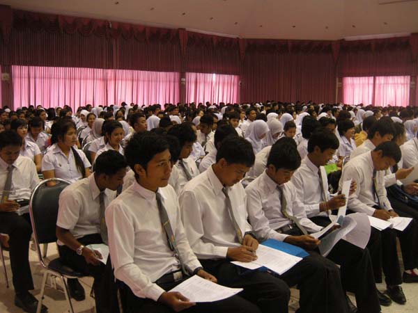 ภาพสัมมนานิสิตระหว่างฝึกสอน วันที่ 12 ธ.ค.55 ภาพที่ 12