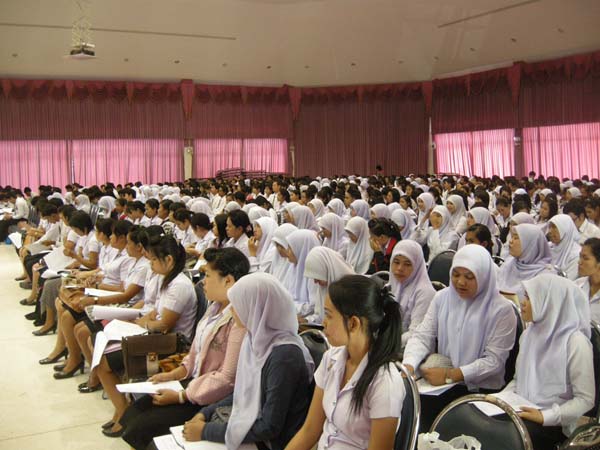 ภาพสัมมนานิสิตระหว่างฝึกสอน วันที่ 12 ธ.ค.55 ภาพที่ 19