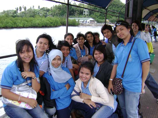 โครงการสัมมนาพัฒนาการเป็นผู้นำกลุ่มกิจกรรม คณะศึกษาศาสตร์ ภาพที่ 15