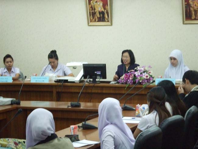 โครงการเรียนรู้ประสบการณ์จากการปฏิบัติการสอนในสถานศึกษา สำหรับนิสิต กศ.บ.วิทยาศาสตร์ -ชีววิทยา ชั้นปีที่ 4 ในวันที่ 23 มกราคม 2556 ณ ห้องประชุมคณะศึกษาศาสตร์ อาคาร 3 คณะศึกษาศาสตร์ มหาวิทยาลัยทักษิณ