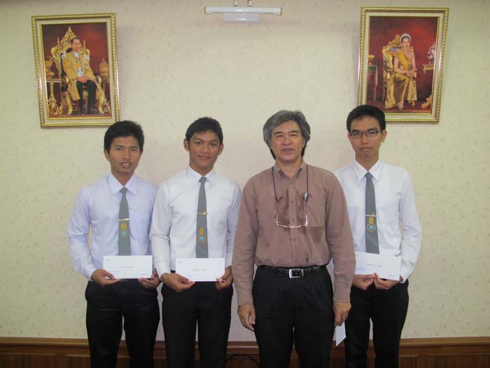 พิธีมอบทุนการศึกษาแก่นิสิตคณะศึกษาศาสตร์ ปี 2555 ภาพที่ 6