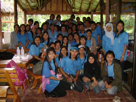 โครงการสัมมนาพัฒนาการเป็นผู้นำกลุ่มกิจกรรม คณะศึกษาศาสตร์ ภาพที่ 32