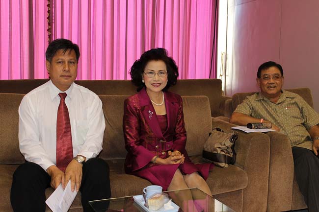โครงการสัมมนานิสิตหลังปฏิบัติการสอนในสถานศึกษาหลักสูตรการศึกษาบัณฑิต(หลักสูตร 5 ปี) ระหว่างวันที่ 28 ก.พ.-1 มี.ค. 56 หอประชุมปาริชาต, อาคารเรียน 3 ภาพที่ 20