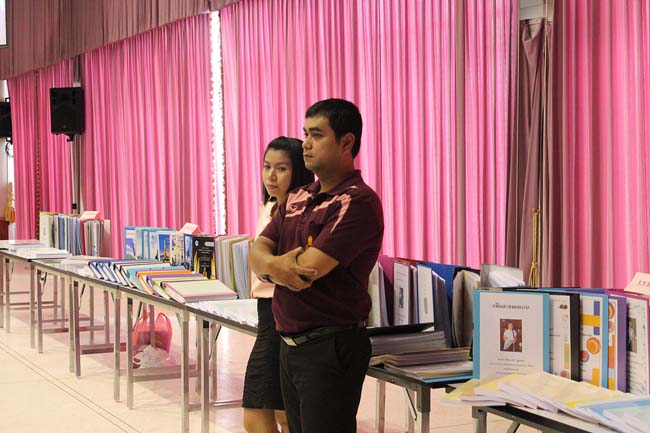 โครงการสัมมนานิสิตหลังปฏิบัติการสอนในสถานศึกษาหลักสูตรการศึกษาบัณฑิต(หลักสูตร 5 ปี) ระหว่างวันที่ 28 ก.พ.-1 มี.ค. 56 หอประชุมปาริชาต, อาคารเรียน 3 ภาพที่ 59