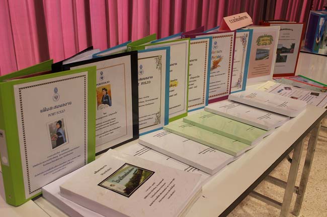 โครงการสัมมนานิสิตหลังปฏิบัติการสอนในสถานศึกษาหลักสูตรการศึกษาบัณฑิต(หลักสูตร 5 ปี) ระหว่างวันที่ 28 ก.พ.-1 มี.ค. 56 หอประชุมปาริชาต, อาคารเรียน 3 ภาพที่ 65