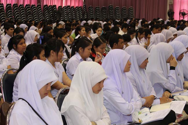 โครงการเตรียมความพร้อมและปฐมนิเทศนิสิตก่อนปฏิบัติการสอนในสถานศึกษา ประจำปีการศึกษา 2556 9-10 พฤษภาคม 2556 ณ หอประชุมปาริชาต มหาวิทยาลัยทักษิณ ภาพที่ 22