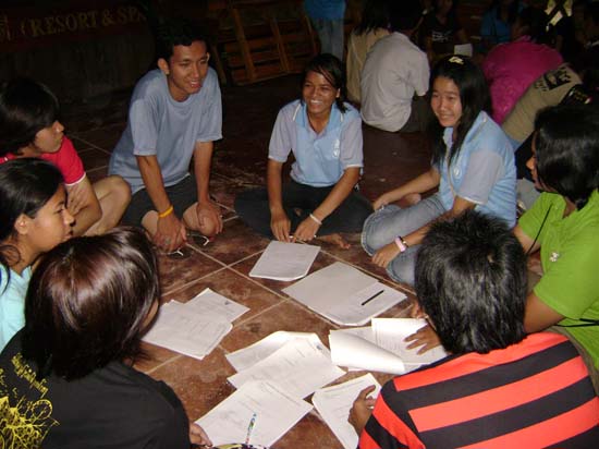 โครงการสัมมนาพัฒนาการเป็นผู้นำกลุ่มกิจกรรม คณะศึกษาศาสตร์ ภาพที่ 61