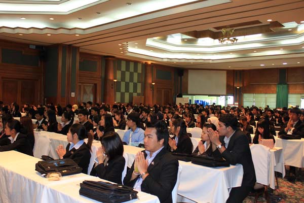 โครงการค่ายปลูกฝังคุณลักษณะความเป็นครูและเสริมประสบการณ์วิชาชีพครูสำหรับนิสิต/นักศึกษา ทุนโครงการ สควค. ปี 2555 ภาพที่ 11