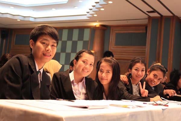 โครงการค่ายปลูกฝังคุณลักษณะความเป็นครูและเสริมประสบการณ์วิชาชีพครูสำหรับนิสิต/นักศึกษา ทุนโครงการ สควค. ปี 2555 ภาพที่ 15