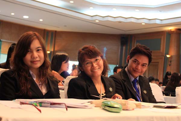 โครงการค่ายปลูกฝังคุณลักษณะความเป็นครูและเสริมประสบการณ์วิชาชีพครูสำหรับนิสิต/นักศึกษา ทุนโครงการ สควค. ปี 2555 ภาพที่ 17