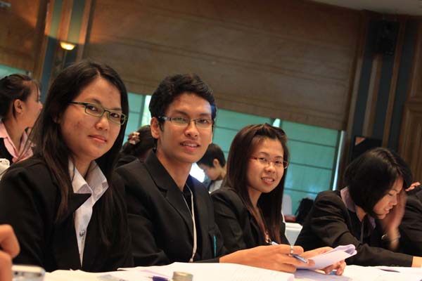 โครงการค่ายปลูกฝังคุณลักษณะความเป็นครูและเสริมประสบการณ์วิชาชีพครูสำหรับนิสิต/นักศึกษา ทุนโครงการ สควค. ปี 2555 ภาพที่ 23