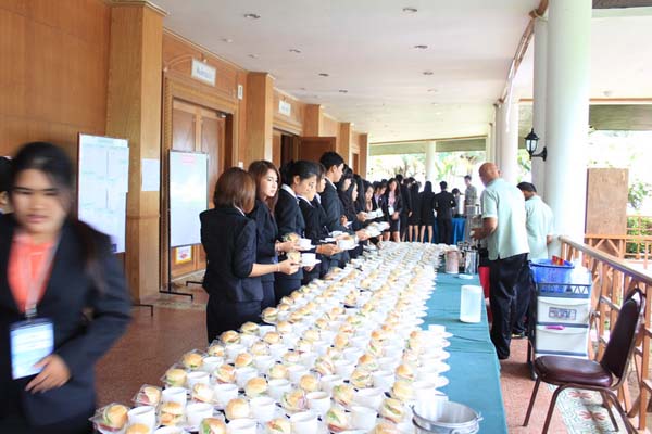 โครงการค่ายปลูกฝังคุณลักษณะความเป็นครูและเสริมประสบการณ์วิชาชีพครูสำหรับนิสิต/นักศึกษา ทุนโครงการ สควค. ปี 2555 ภาพที่ 27